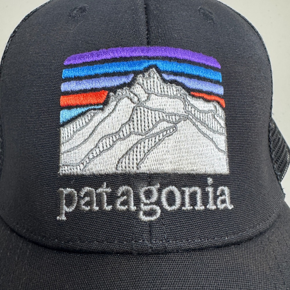 Patagonia P-6 Logo Trucker Hat Black Mesh Snapback Cap Adjustable P6 Patch - Picture 4 of 5
